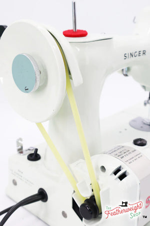 Singer Featherweight 221 or 222 Super Belt - White