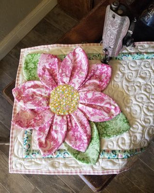 Petal Pop Flower Runner Pattern